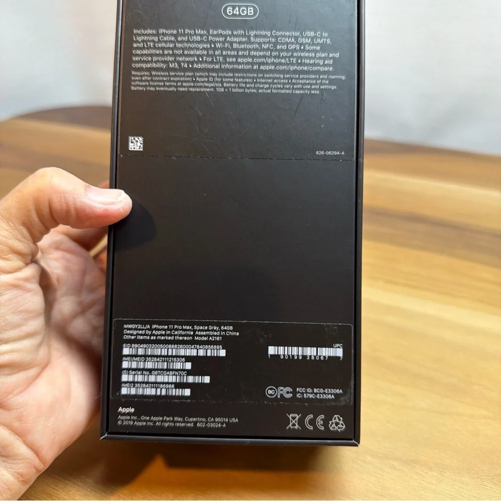 Original Apple iPhone Empty Box and Inserts/Headset/ Charg 11 Pro‎ Max Gold 64Gb